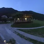 丹尼斯公寓