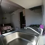 丹尼斯公寓 公寓 *