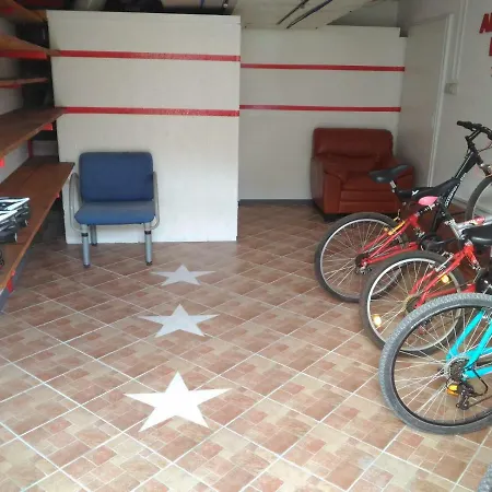 Denis דירה טולמין